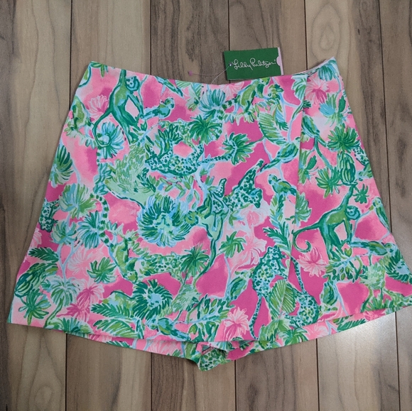 Lilly Pulitzer Pants - NWT! Lilly Pulitzer Cassia Skort Raz Berry Catty Shack Size 8